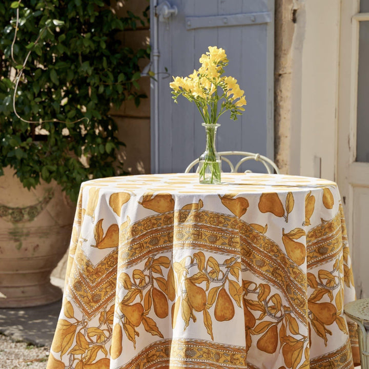Orchard Pear 90" Round French Tablecloth