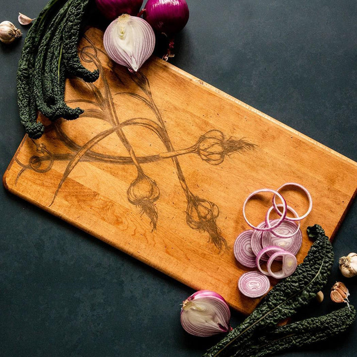 Maple Artisan Charcuterie Board | Garlic