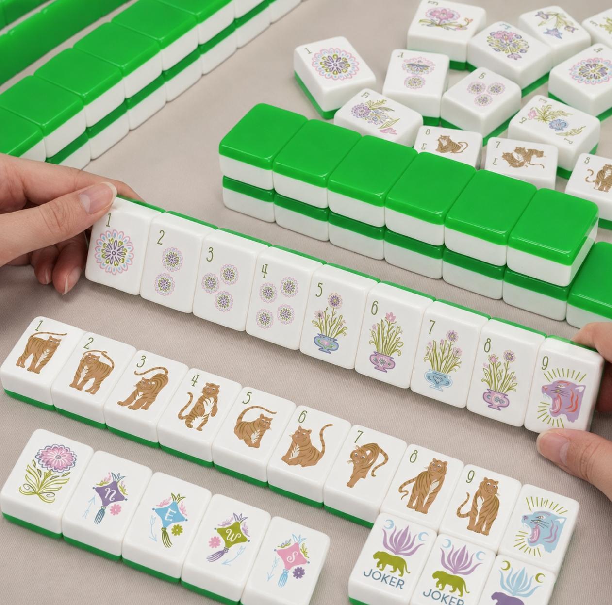 Moon Tiger Mahjong Set