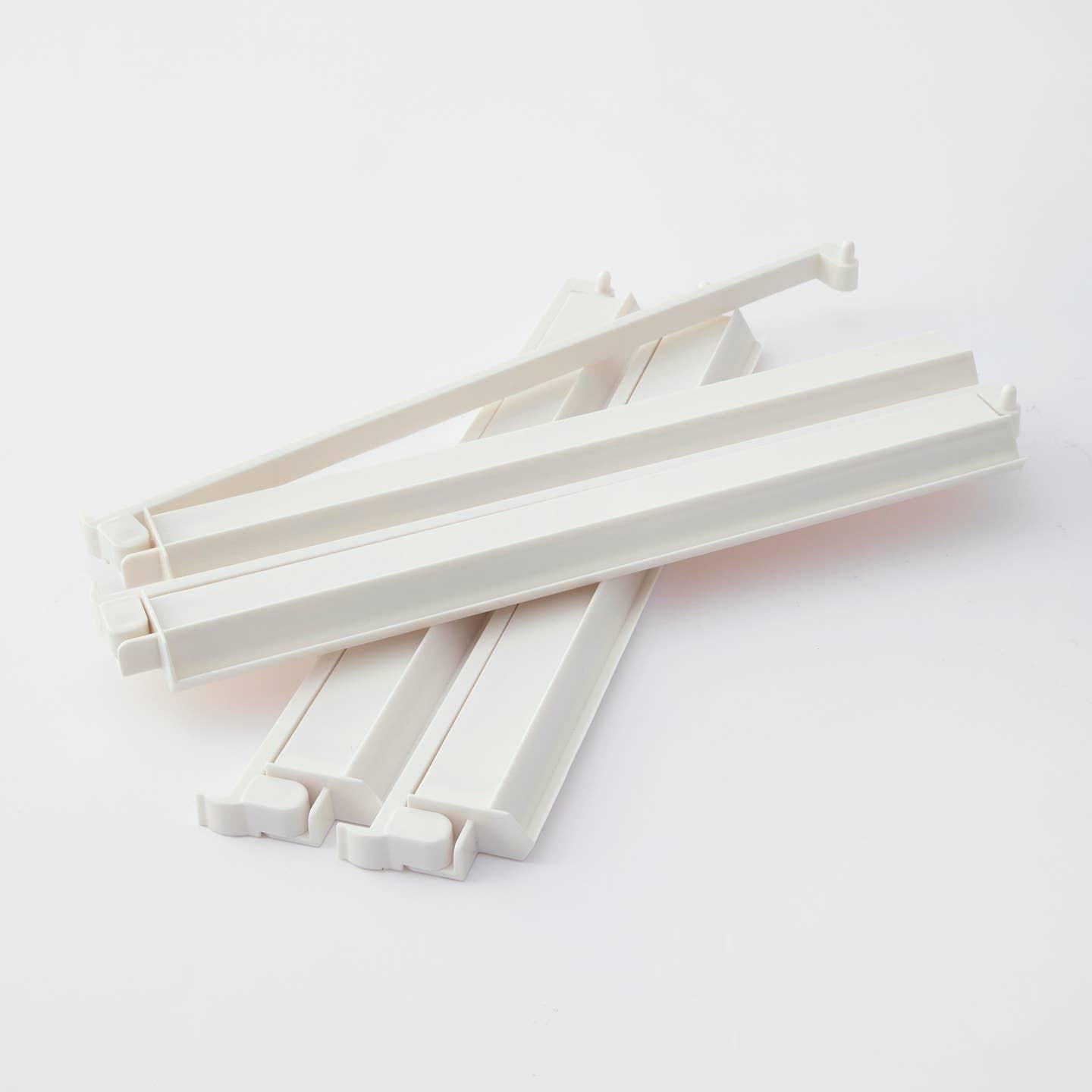 White Acrylic Rack and Pusher Set