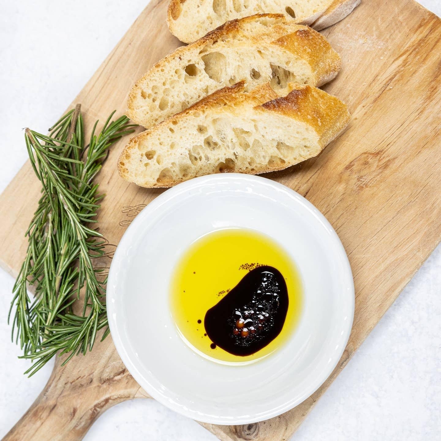 Garlic Extra Virgin Olive Oil Ceramic by Frantoio Galantino