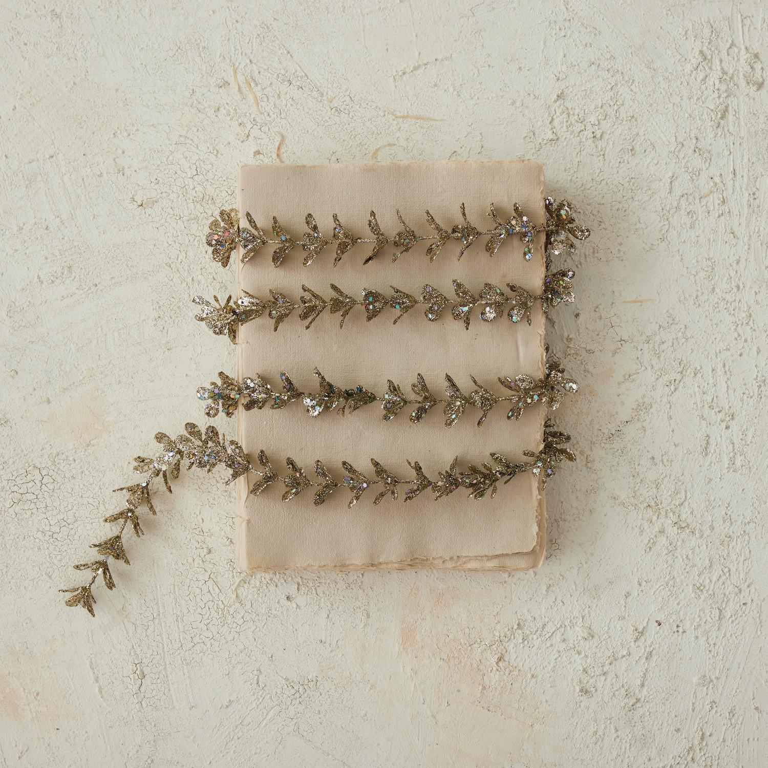 Shimmering Champagne Boxwood Garland