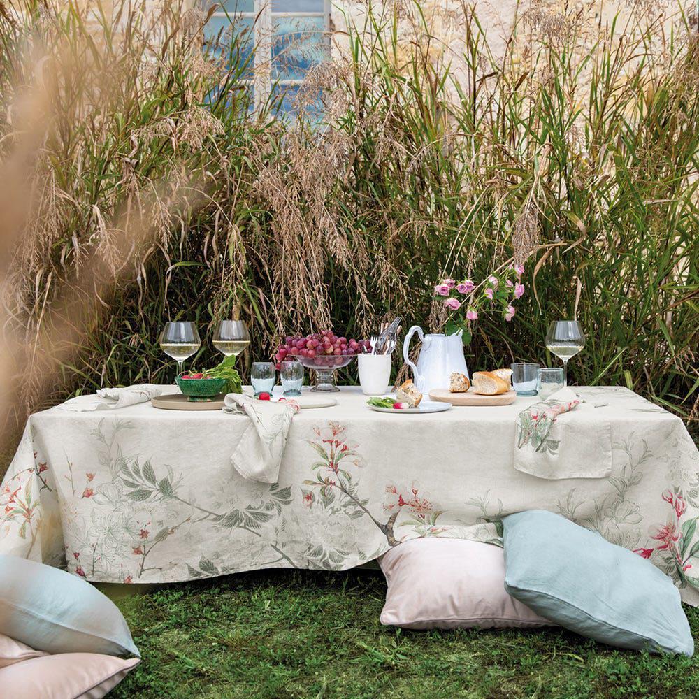 Ombres Des Cerisiers Naturel Tablecloth