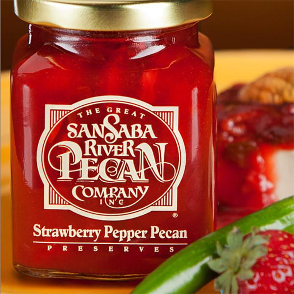 Strawberry Pepper Pecan Preserves