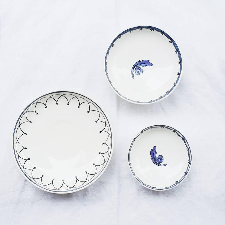 Blue Bird Canapé Dishes Set